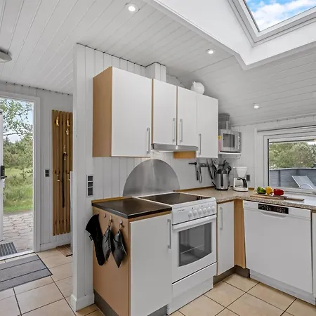 Meinolf - 2km From The Sea By Interhome Blåvand